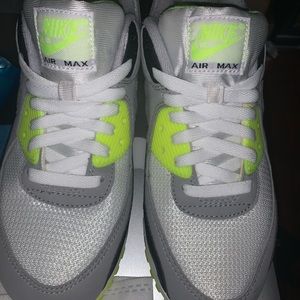 Airmax men size 9